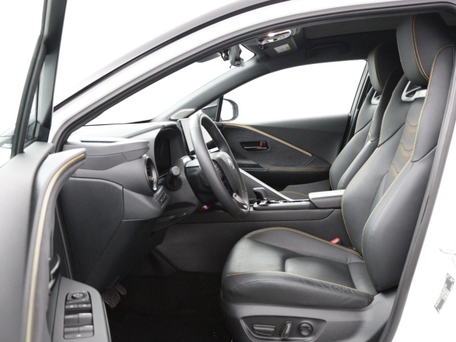 Toyota C-HR - 2.0 Plug-in Hybrid 220 Première Edition