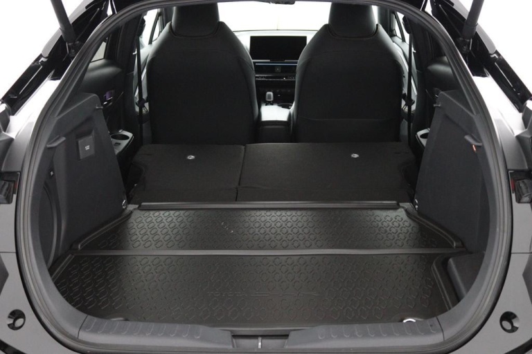 Toyota C-HR - 2.0 Plug-in Hybrid 220 Première Edition 24