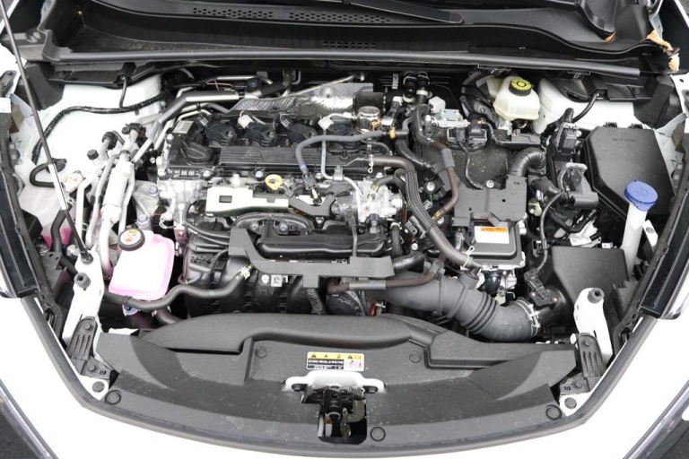 Toyota C-HR - 2.0 Plug-in Hybrid 220 Première Edition 33