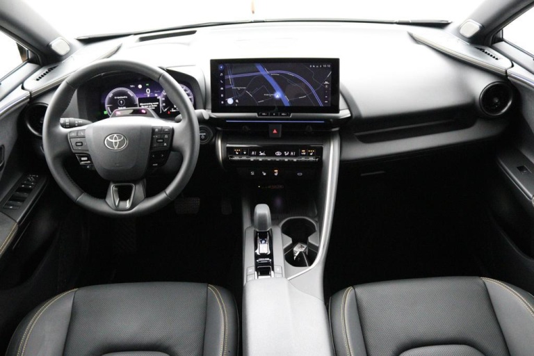 Toyota C-HR - 2.0 Plug-in Hybrid 220 Première Edition 4