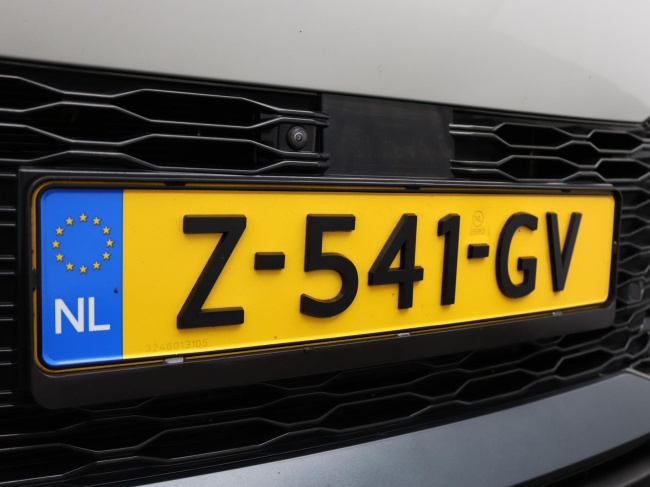 Toyota C-HR - 2.0 Plug-in Hybrid 220 Première Edition