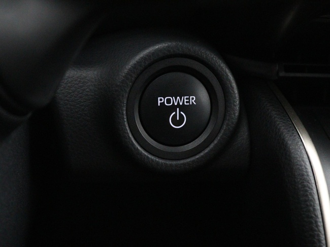 Toyota C-HR - 2.0 Plug-in Hybrid 220 Première Edition