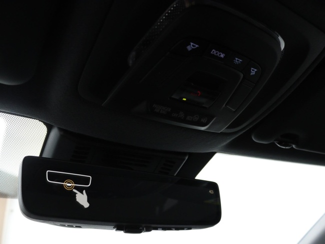 Toyota C-HR - 2.0 Plug-in Hybrid 220 Première Edition