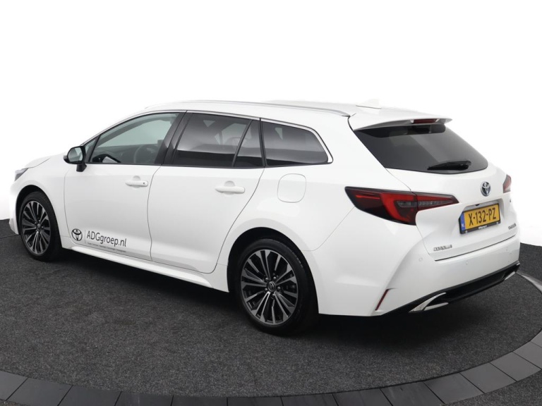 Toyota Corolla Touring Sports - Hybrid 140 Business Plus 12