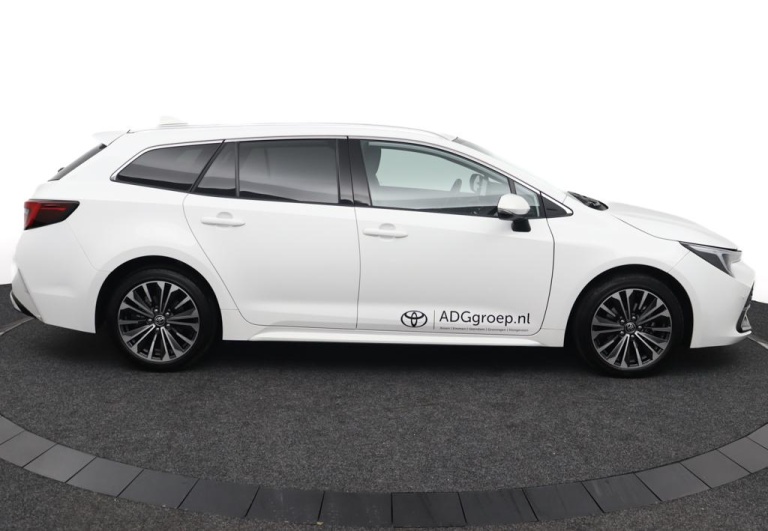 Toyota Corolla Touring Sports - Hybrid 140 Business Plus 13
