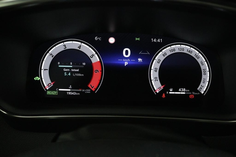 Toyota Corolla Touring Sports - Hybrid 140 Business Plus 46