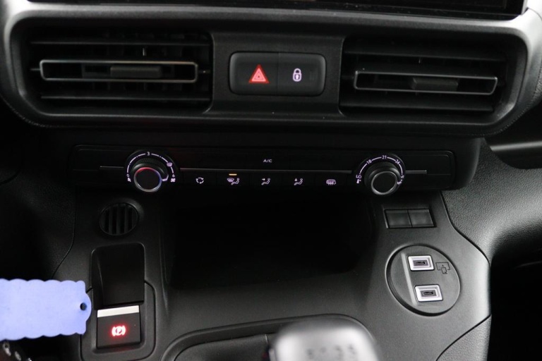 Toyota PROACE CITY - 1.5 D-4D Challenger L2 Long 23
