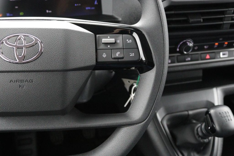 Toyota PROACE Long Worker - 2.0 D-4D L2 Challenger 21