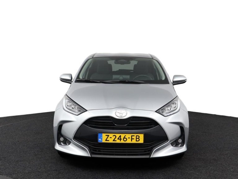 Toyota Yaris - 1.5 Hybrid 115 First Edition 2
