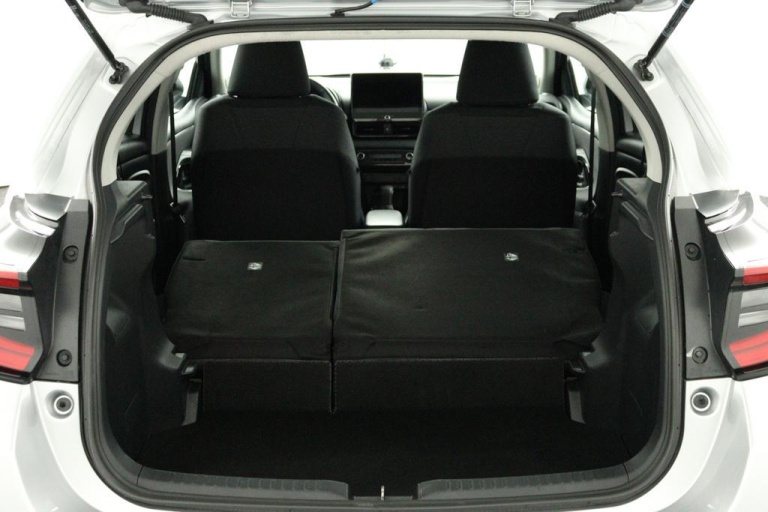 Toyota Yaris - 1.5 Hybrid 115 First Edition 25