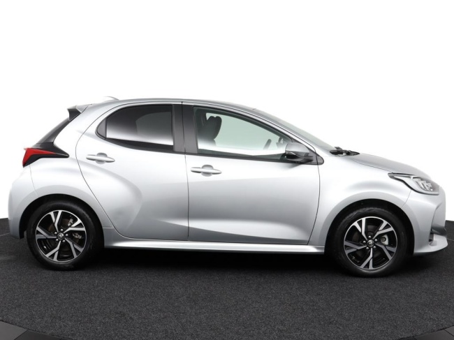 Toyota Yaris - 1.5 Hybrid 115 First Edition