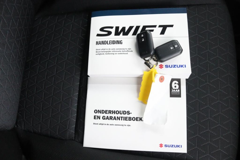 Suzuki Swift - 1.2 Comfort Smart Hybrid 25