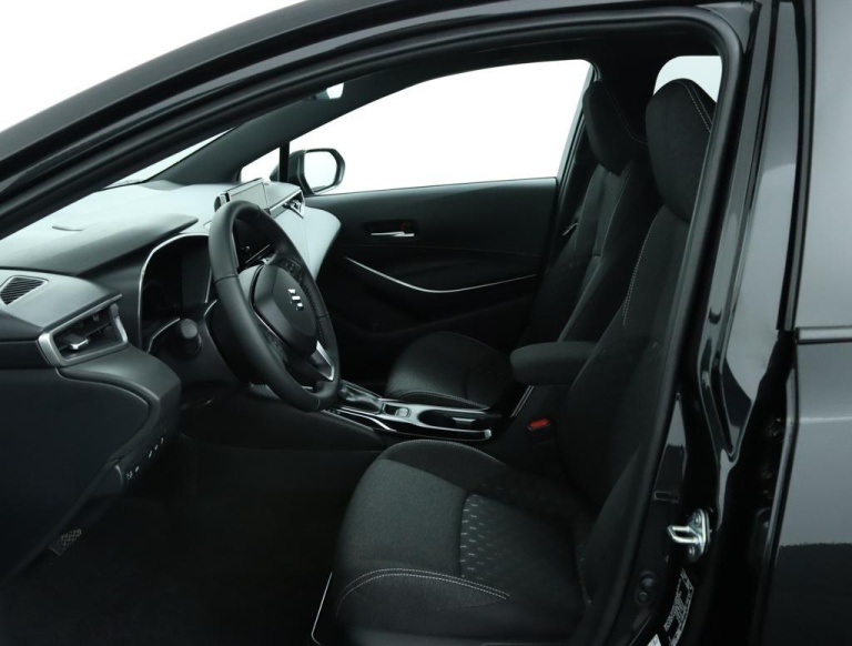 Suzuki Swace - 1.8 Hybrid Select 17