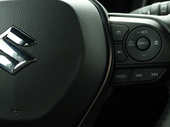 Suzuki Swace - 1.8 Hybrid Select