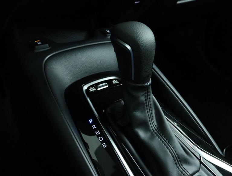 Suzuki Swace - 1.8 Hybrid Select 26