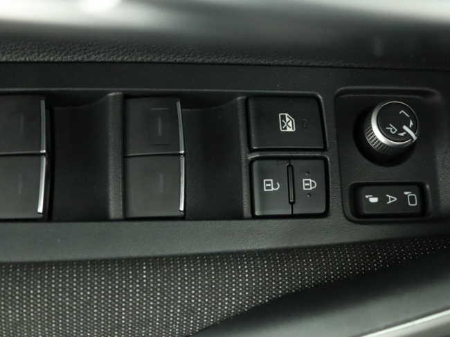 Suzuki Swace - 1.8 Hybrid Select