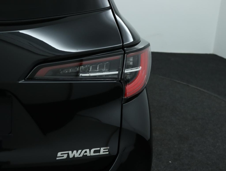 Suzuki Swace - 1.8 Hybrid Select 38