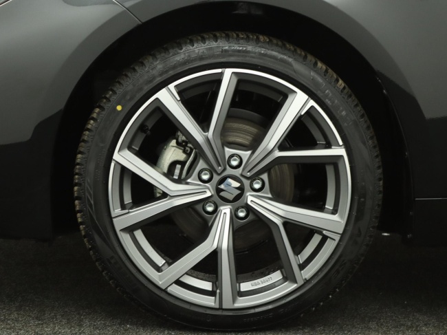 Suzuki Swace - 1.8 Hybrid Select