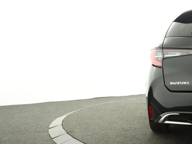 Suzuki Swace - 1.8 Hybrid Select