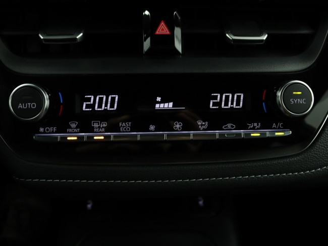 Suzuki Swace - 1.8 Hybrid Select