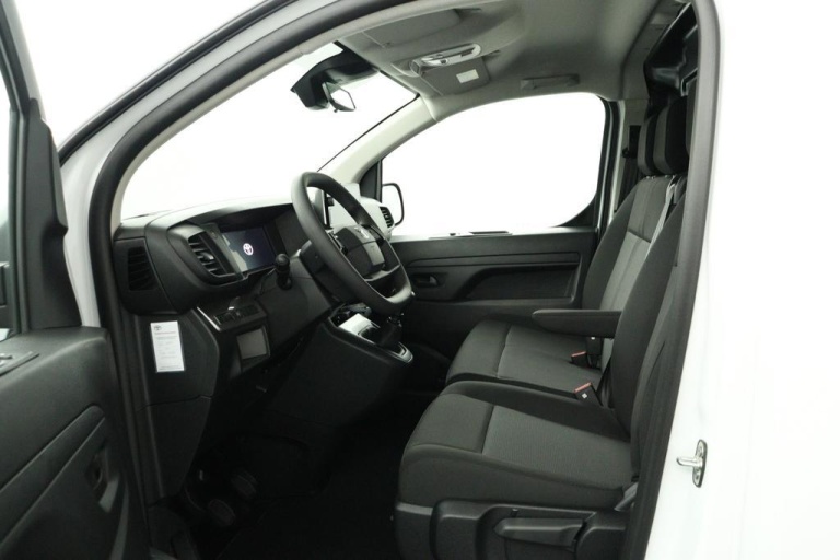 Toyota PROACE Long Worker - 2.0 D-4D L2 Challenger 22