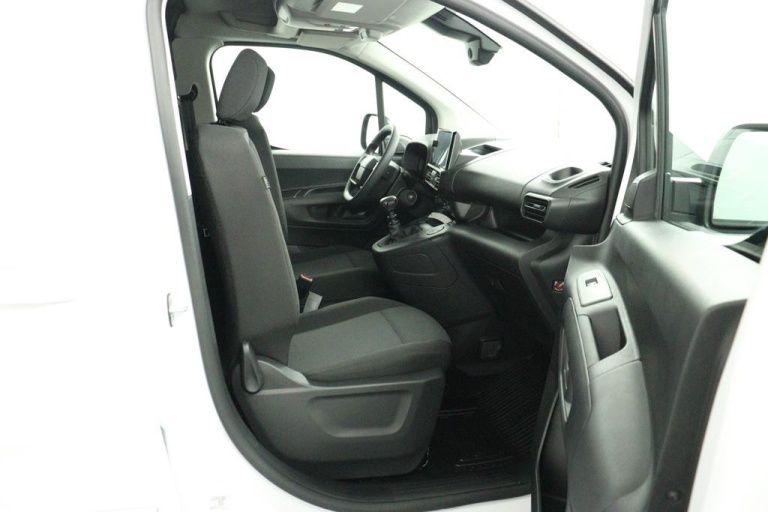 Toyota PROACE CITY - 1.5 D-4D Challenger + 22