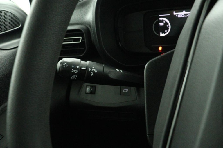 Toyota PROACE CITY - 1.5 D-4D Challenger + 26