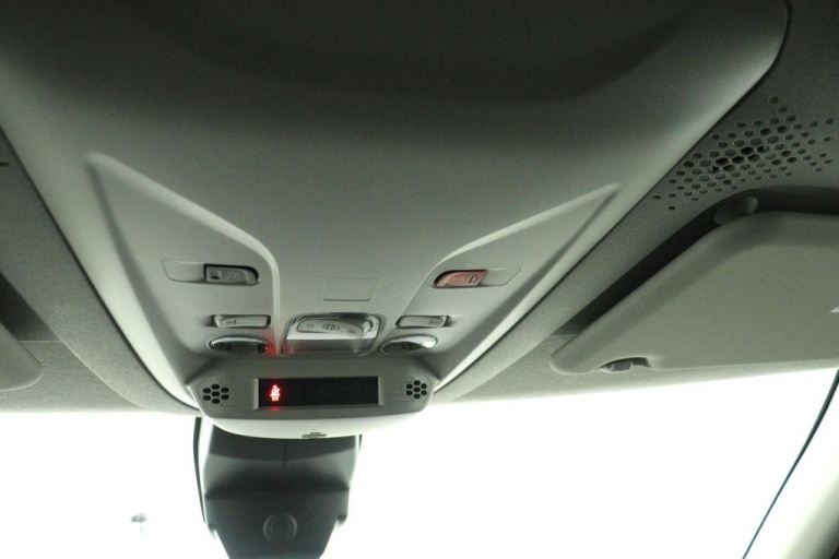 Toyota PROACE CITY - 1.5 D-4D Challenger + 28