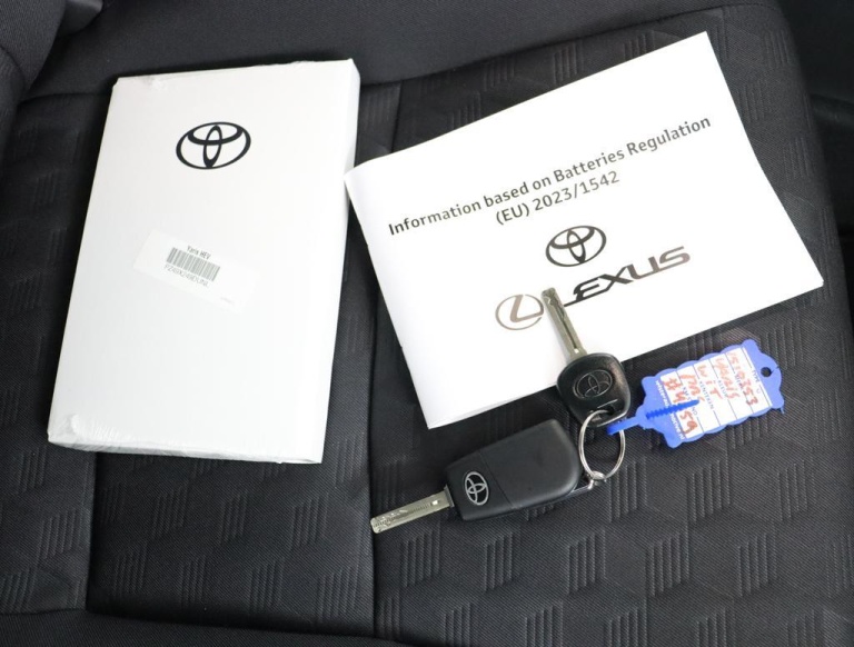 Toyota Yaris - 1.5 Hybrid 115 Active 11