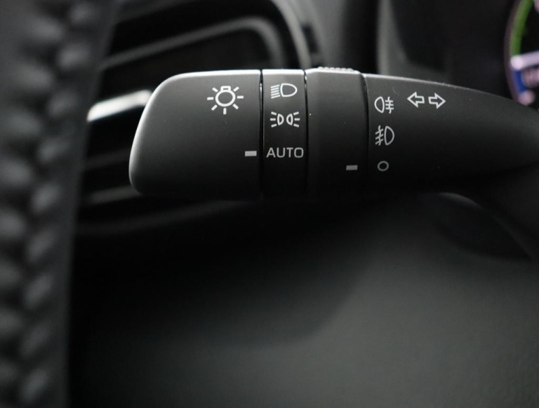 Toyota Yaris - 1.5 Hybrid 115 Active 30