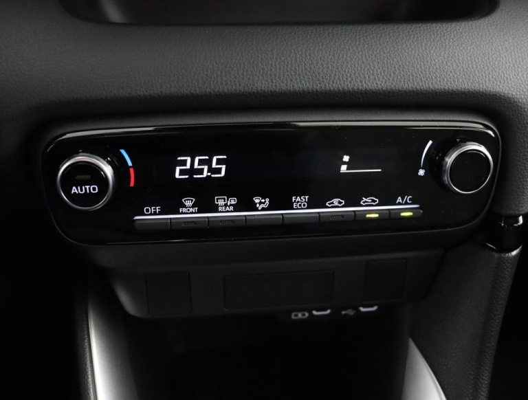 Toyota Yaris - 1.5 Hybrid 115 Active 7