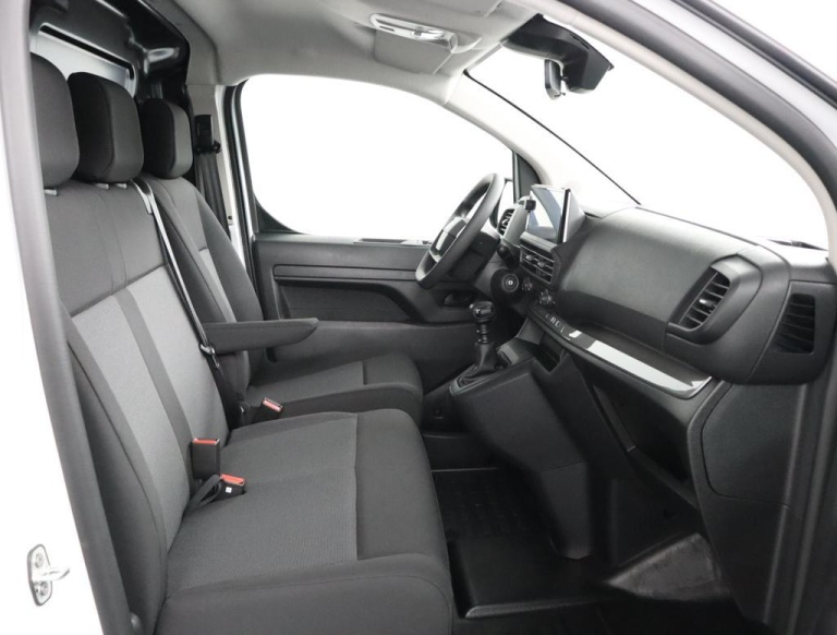 Toyota PROACE Long Worker - 2.0 D-4D L2 Challenger 21