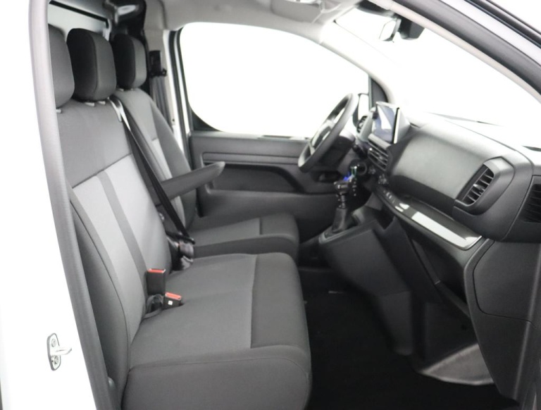 Toyota PROACE Long Worker - 2.0 D-4D L2 Challenger 21