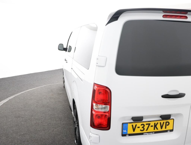 Toyota PROACE Long Worker - 2.0 D-4D L2 Challenger 33