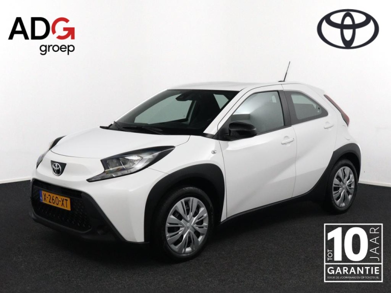 Toyota Aygo X - 1.0 VVT-i MT Play 1