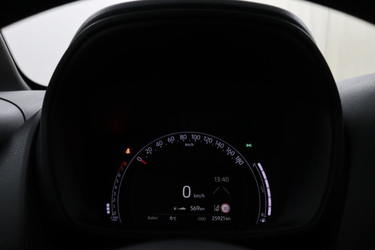 Toyota Aygo X - 1.0 VVT-i MT Play 15