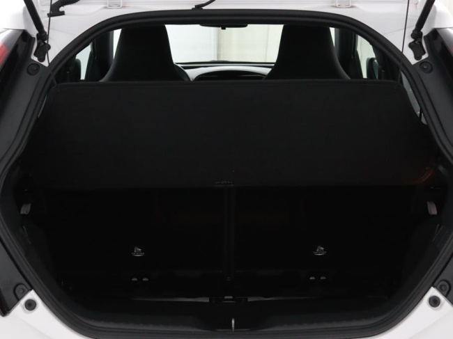Toyota Aygo X - 1.0 VVT-i MT Play