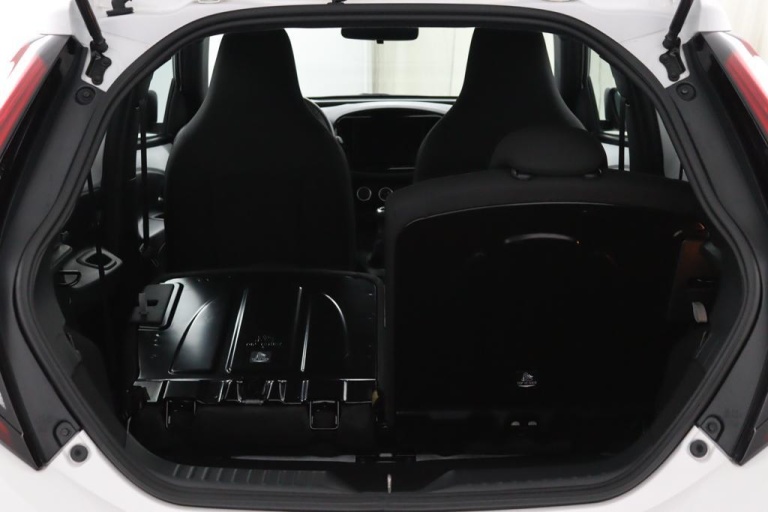 Toyota Aygo X - 1.0 VVT-i MT Play 21