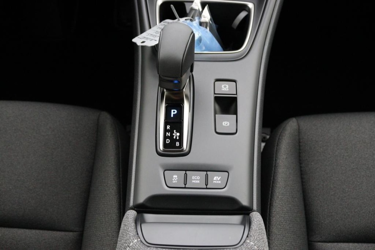 Lexus LBX - 2WD 26