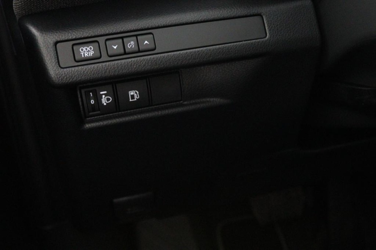 Lexus LBX - 2WD 29