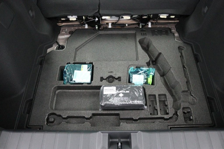 Lexus LBX - 2WD 33
