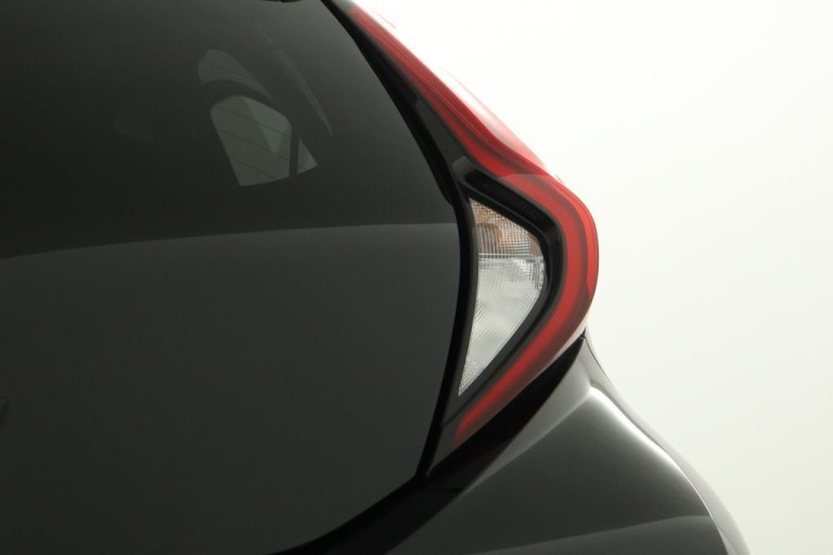 Toyota Aygo X - 1.0 VVT-i MT Premium 39