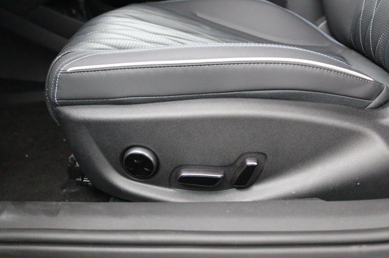 BYD SEAL - Excellence AWD 82.5 kWh 37