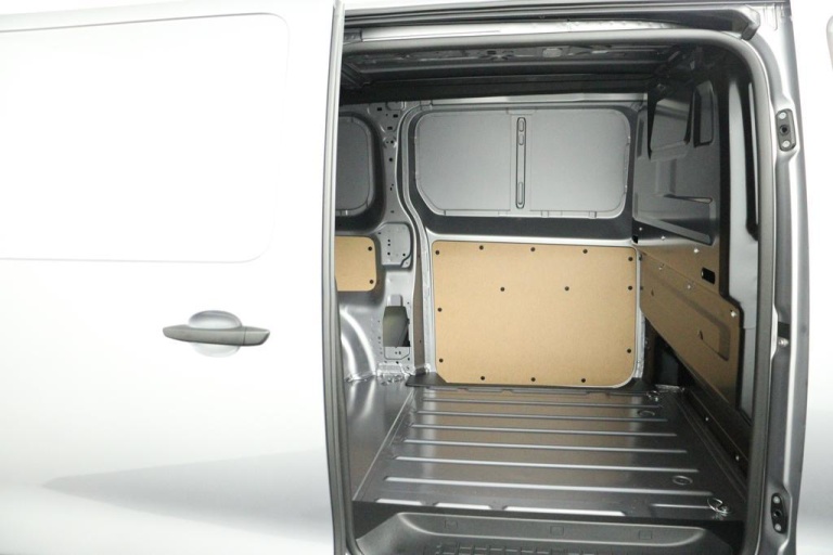 Toyota PROACE Long Worker - 2.0 D-4D L2 Challenger 13
