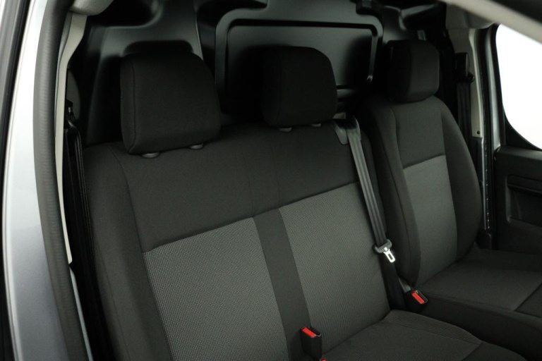 Toyota PROACE Long Worker - 2.0 D-4D L2 Challenger 16