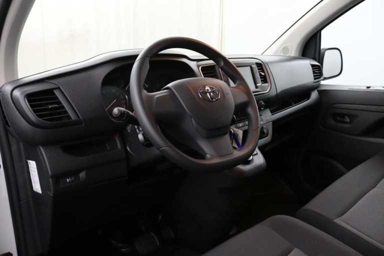 Toyota PROACE Worker - Long Worker 2.0 D-4D 145pk Live Automaat 18