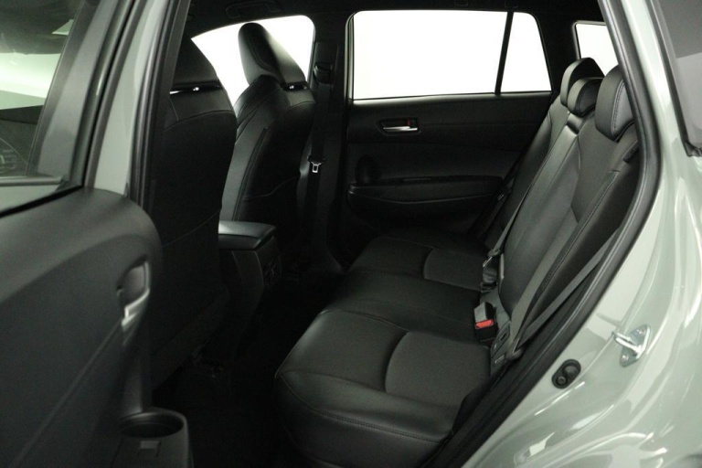 Toyota Corolla Cross - Hybrid 140 Style 18
