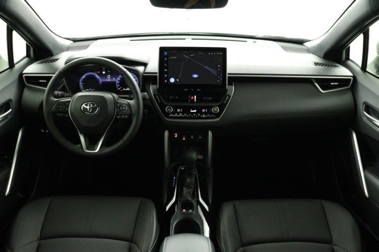 Toyota Corolla Cross - Hybrid 140 Style 4