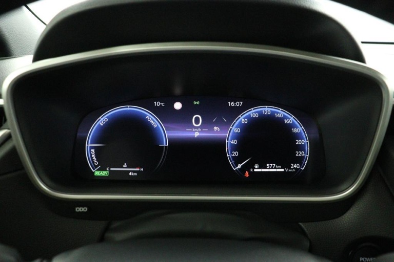 Toyota Corolla Cross - Hybrid 140 Style 6