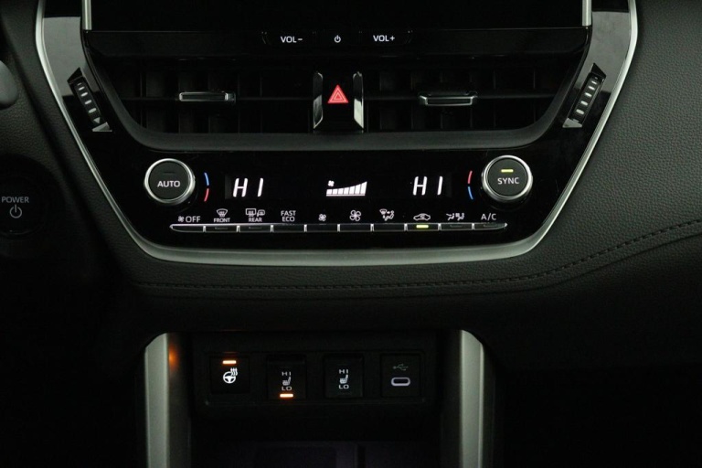 Toyota Corolla Cross - Hybrid 140 Style 7